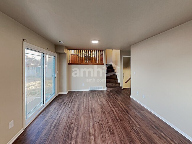 Foto del edificio - 1027 N 575 W