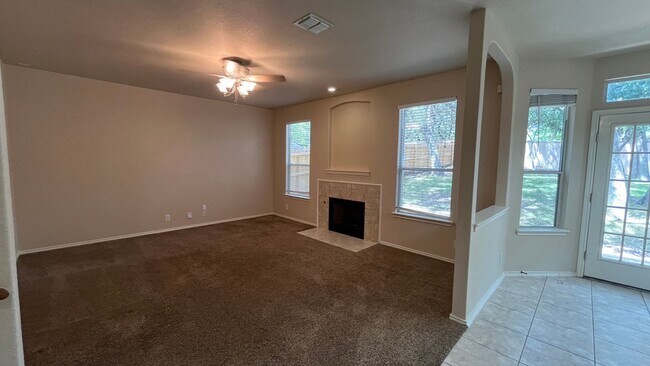 Foto del edificio - ? A highly sought-after property in Sonoma...