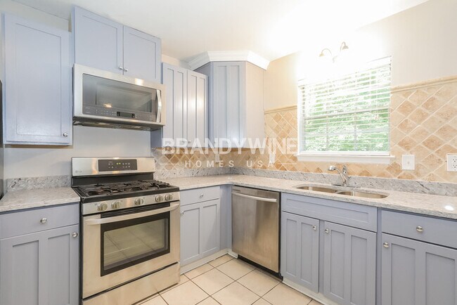 Building Photo - 883 Timbervale Ln