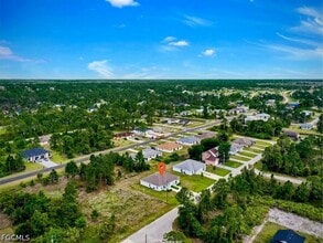 Building Photo - 849 Bedford Dr