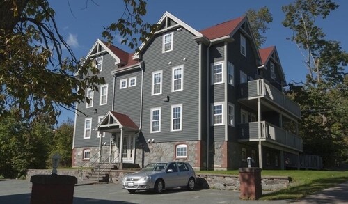 Primary Photo - Meadowbrook Apartments