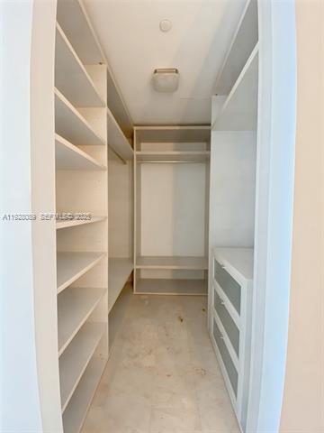 Foto del edificio - Rise Condo