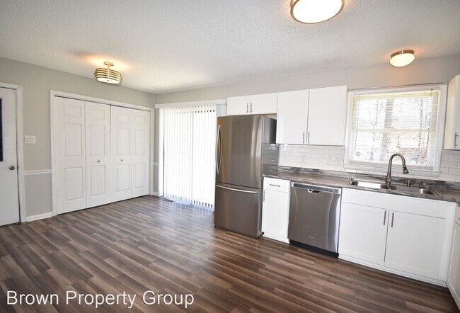 Building Photo - 3 br, 2 bath House - 921 Hollydale Ln