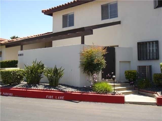 Building Photo - 12206 Rancho Bernardo Rd