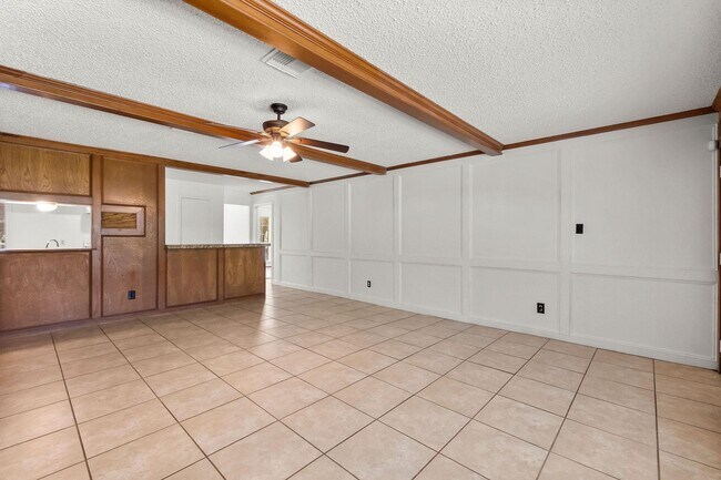 Foto del edificio - 23007 Whispering Willow Dr