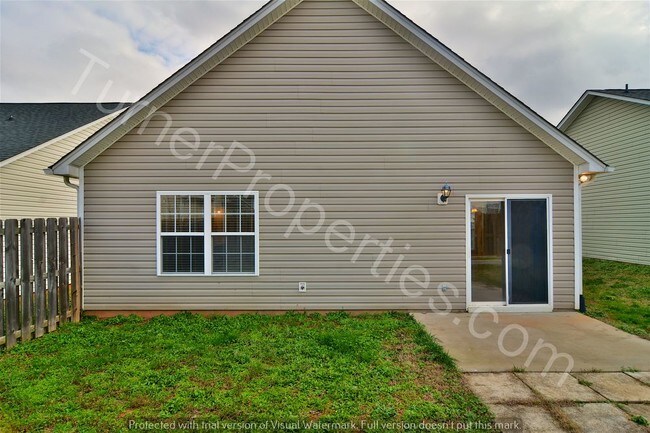 Building Photo - 825 Chablis Dr Columbia SC 29210