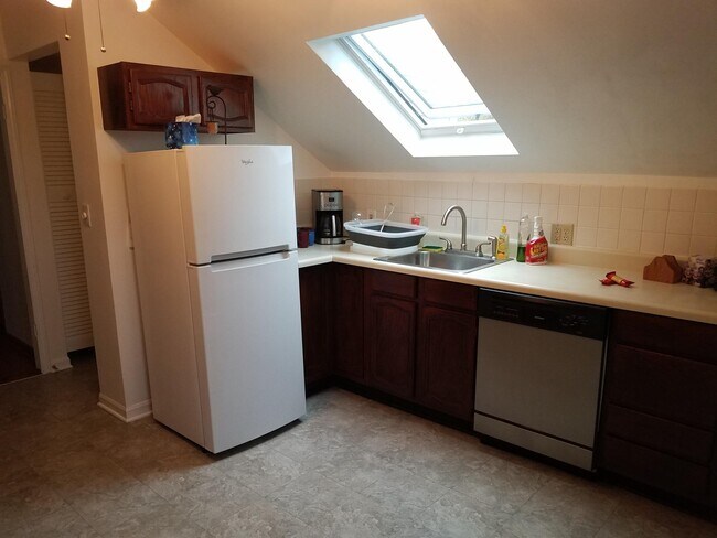 Foto del edificio - 241 S Vine Ave