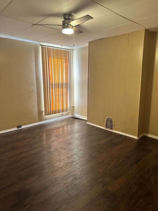 Foto del edificio - Spacious Home for Rent! W/D Hook-Up! Available Now!