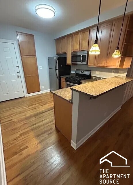 Foto del edificio - 2340 W Granville Ave