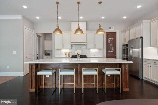 Building Photo - 40946 Munson Woods Pl