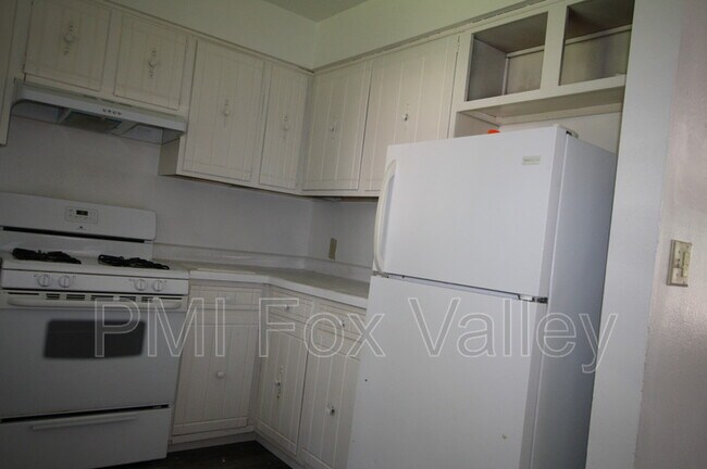 Building Photo - 1034 Greenwood Ct