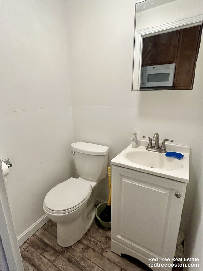 Photo - 1706 Commonwealth Ave Apartment