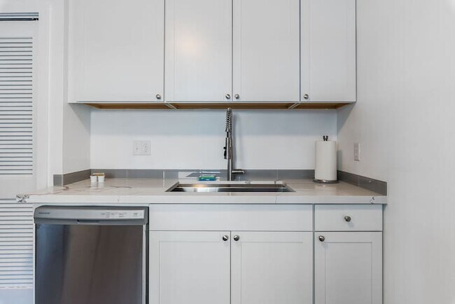 Foto del edificio - Lookout Apts