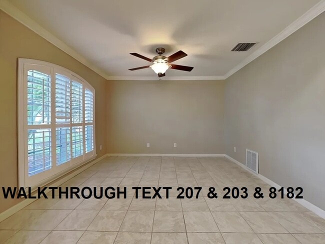 Building Photo - 702 Berry Bramble Dr