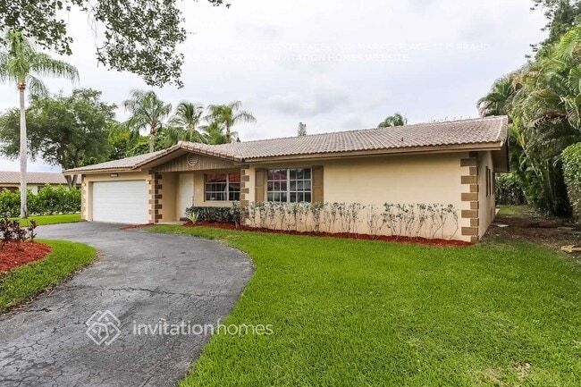 Building Photo - 11090 Glenwood Dr
