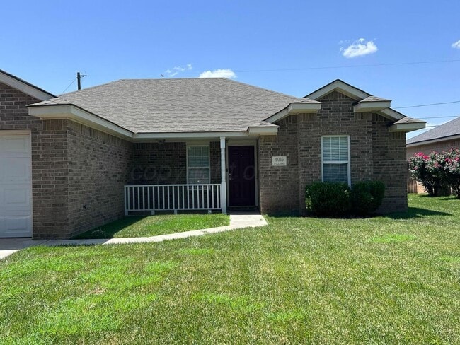 Building Photo - Sale or Lease Home in Tradewinds