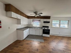Building Photo - 2899 US-9W
