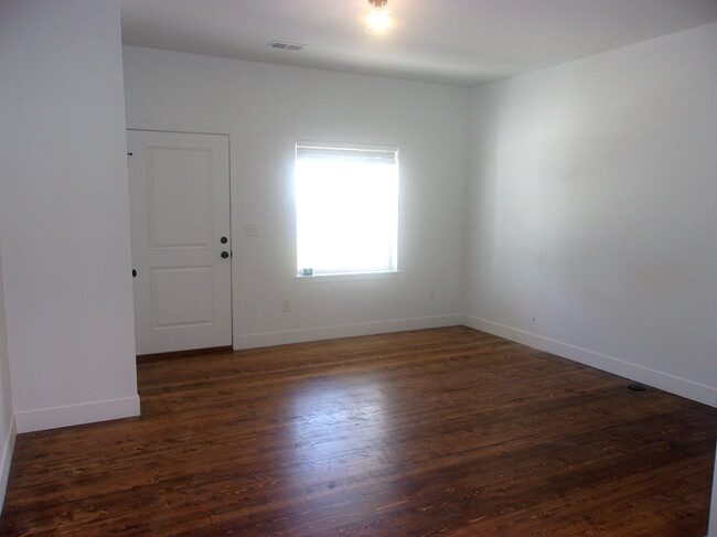 Foto del edificio - 7865 5th St