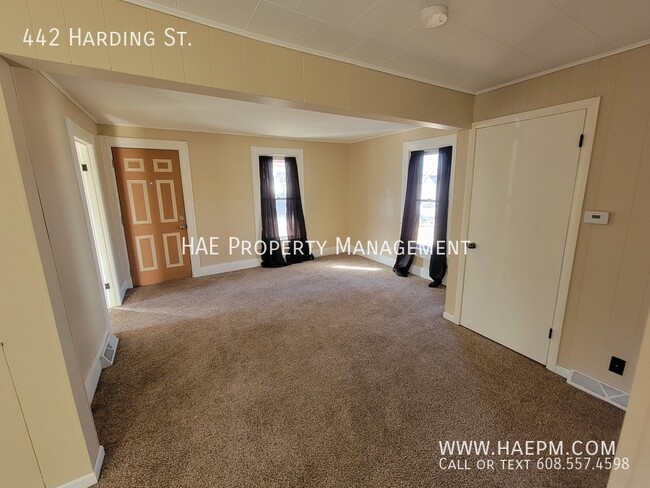 Foto del edificio - 442 Harding St.
