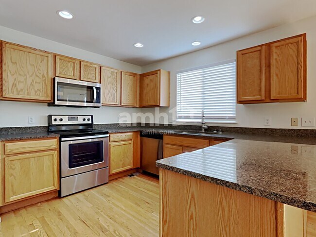 Foto del edificio - 10540 Garfield St
