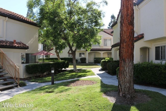 Building Photo - 713 Eastshore Terrace