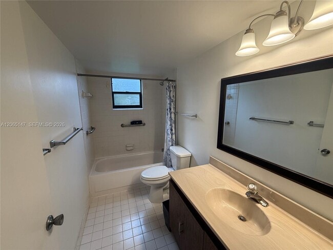 Building Photo - 7995 SW 86th St