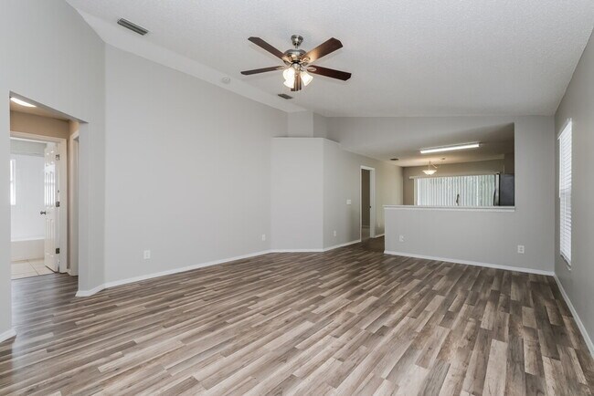 Building Photo - 8733 Morrison Oaks Ct