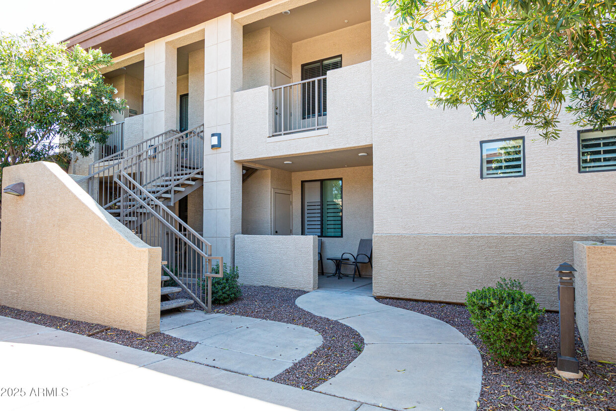 Foto principal - 3330 S Gilbert Rd