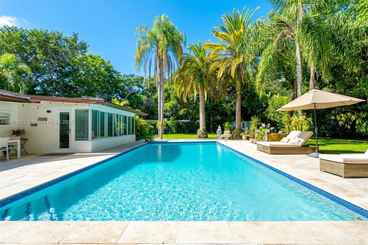 Foto principal - 12700 SW 80th Ave