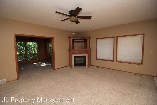 Building Photo - 4 br, 3 bath House - 8704 E Saddle Creek Rd