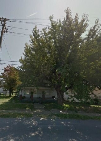 Primary Photo - 135 Big Hill Ave