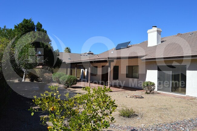 Building Photo - 3701 E Nambe Ct
