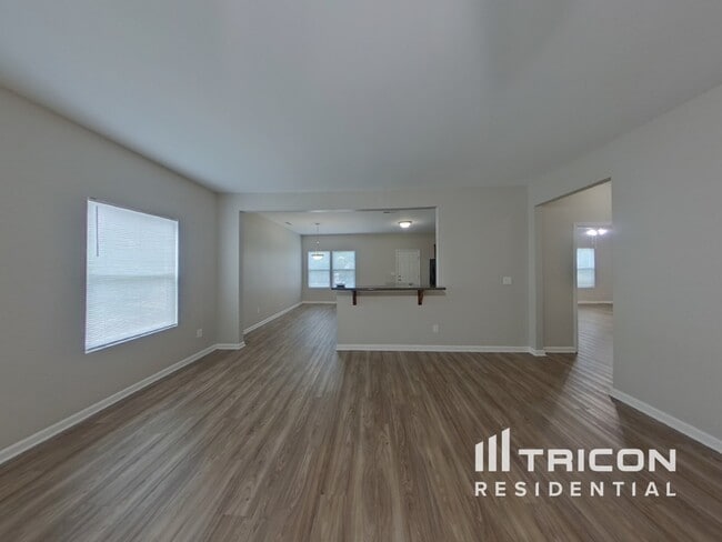 Building Photo - 2648 Andes Dr