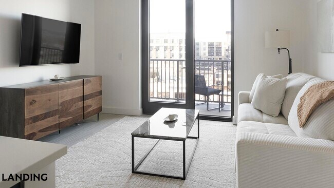 Foto del edificio - 1007 S Mint St