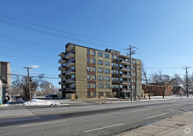 Photo du bâtiment - 1255 Birchmount Road