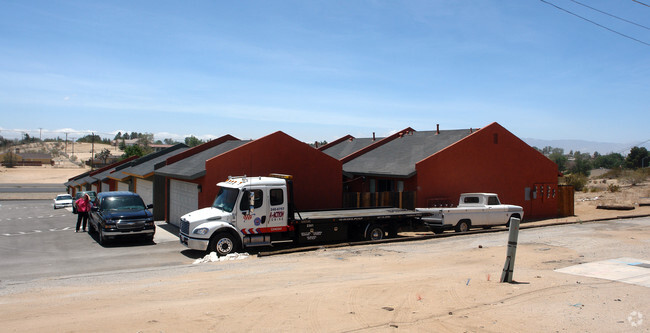 Building Photo - 19018 Hwy 18