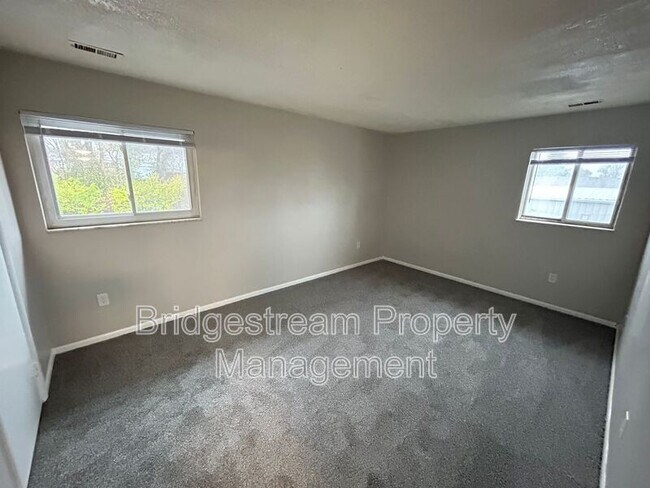 Foto del edificio - 7919 N Main St