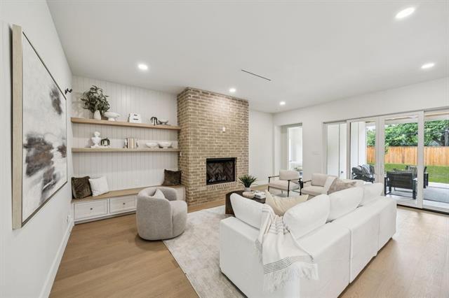 Foto del edificio - 6244 Richmond Ave