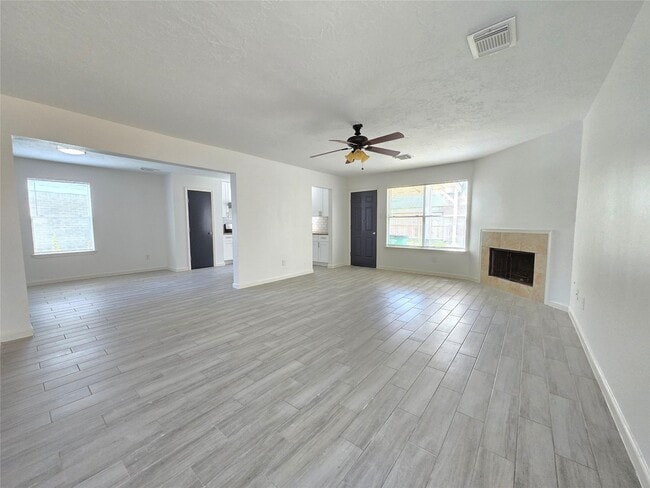 Foto del edificio - 11735 Sunny Stream Dr