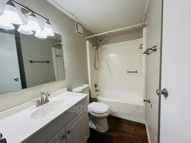 Foto del edificio - 508 Amhurst Dr