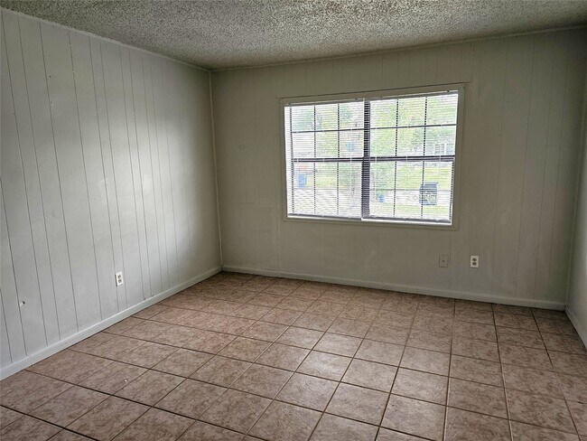 Foto del edificio - 3018 Robinson Blvd