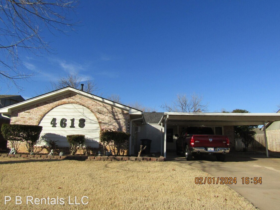 Primary Photo - 3 br, 3 bath House - 4618 NE Columbia Avenue