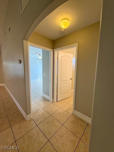 Building Photo - 512 SE 6th Pl Building Photo - 512 SE 6th Pl