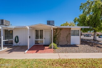 Building Photo - 13001 N 113th Ave