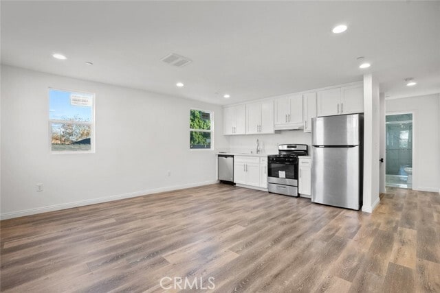 Foto del edificio - 11560 Archwood St