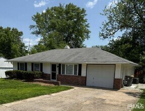 Building Photo - 3312 N Stoneycrest Rd