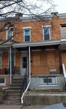 Building Photo - 2106 Sidney Ave