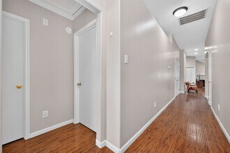 Building Photo - 21539 Olympic Forest Dr