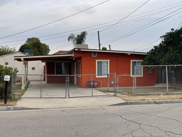 Primary Photo - 1101 Moore St