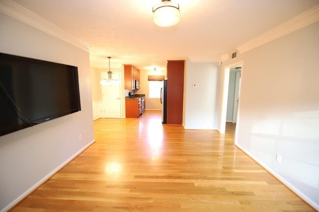 Photo - 3301 Arterburn Ave Apartment